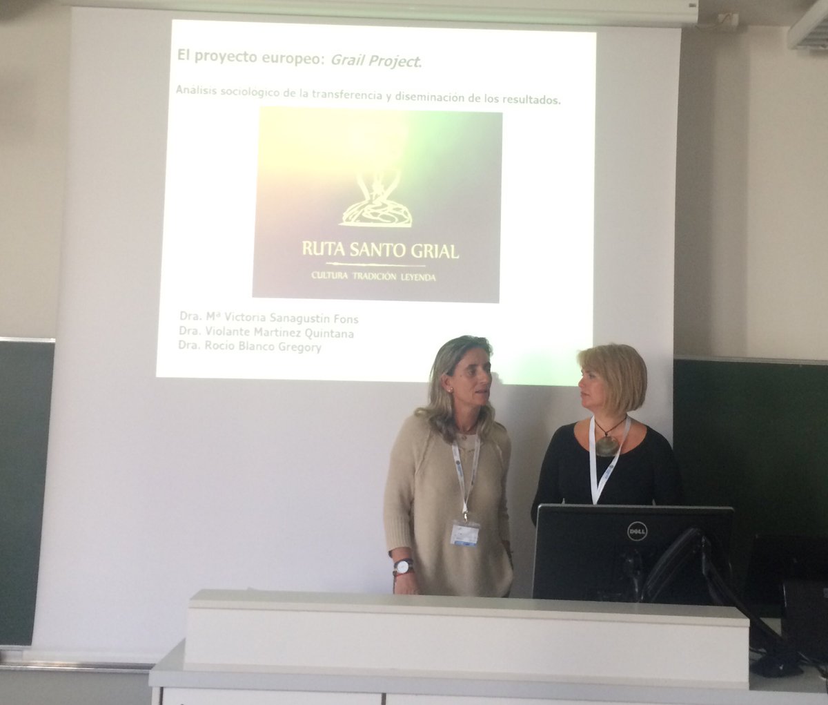 VirginLinares's tweet photo. #RC14 "La ruta turística del Santo Grial. Análisis sociológico" @RocioBG77 @ViticoSanagus #isaforum2016 #AISOC2016 https://t.co/u2vT9ehIUs