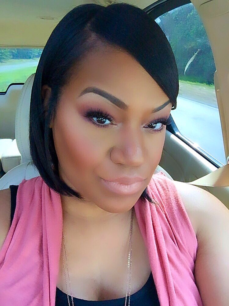 intentionalDee's tweet photo. #motd #dipbrow #glow #nubian #350 #lashes #settingpowder #evermatte #romanticrose #cork #bubbly #nakey #gloss #mua https://t.co/ddempSZyEr