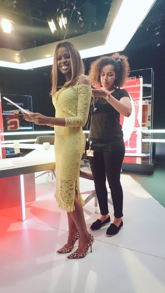 junesarpong's tweet photo. Wearing @FineryLondon dress tonight on @ThePledge &amp; @StelladotUK jewellery. Time for a touch of summer greenery. https://t.co/TrVVUaKDzH