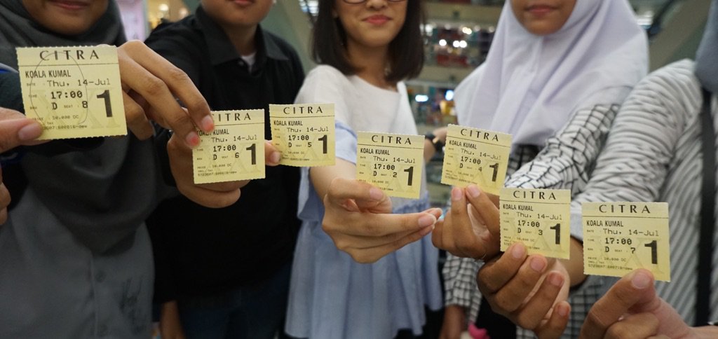 Ntn Kuala kumal brg fellycious,tag bang <a href="/radityadika/">raditya dika</a> dl deh #Hangoutwithfellycious