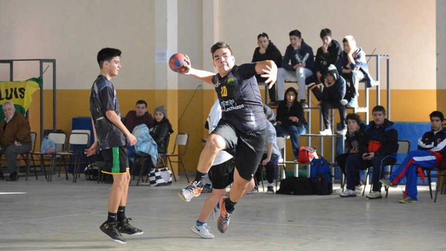 deportesanluis's tweet photo. #Hanfball ASEBA entre los ocho mejores
https://t.co/iDxziQEOms https://t.co/fAi30CQuwp