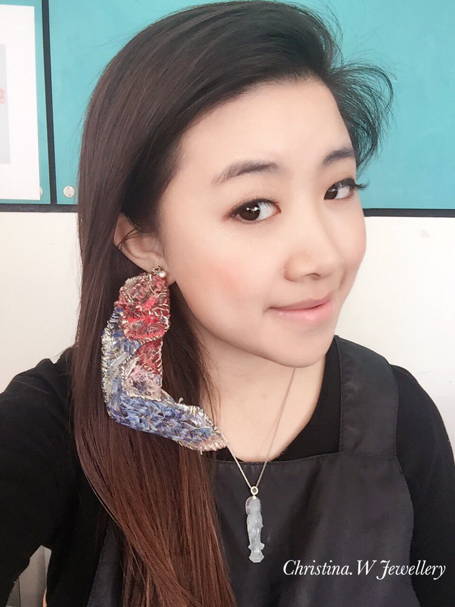 Christina79919's tweet photo. Why not have a try#Earrings#Embroidery#Encounter Buddha#Christina.W Jewellery翁依彤設計師珠寶#Exhibition#Birmingham https://t.co/wsQs0VfhWG