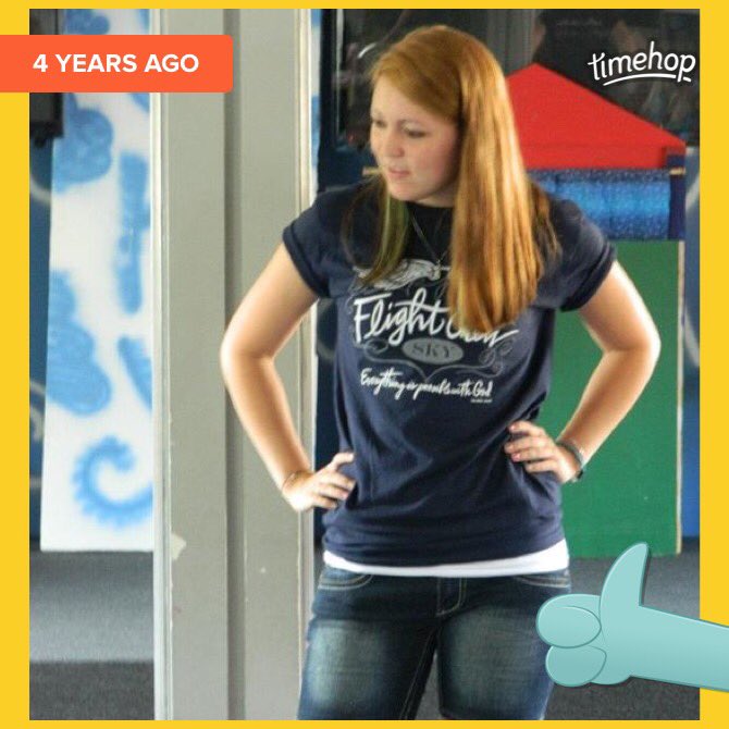 tootee27's tweet photo. that moment I had blondish hair {{which looks red here but that's just the lighting}} #VBS2012 https://t.co/qQHLbehesq