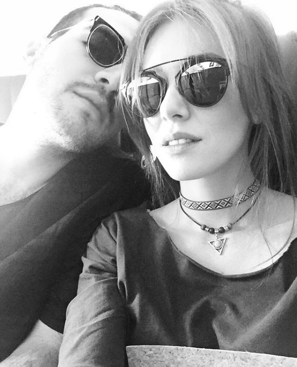 sedef_elcin's tweet photo. Bitanem benim @elcnsng 😘���� #ESFC https://t.co/CNf1wgObxl