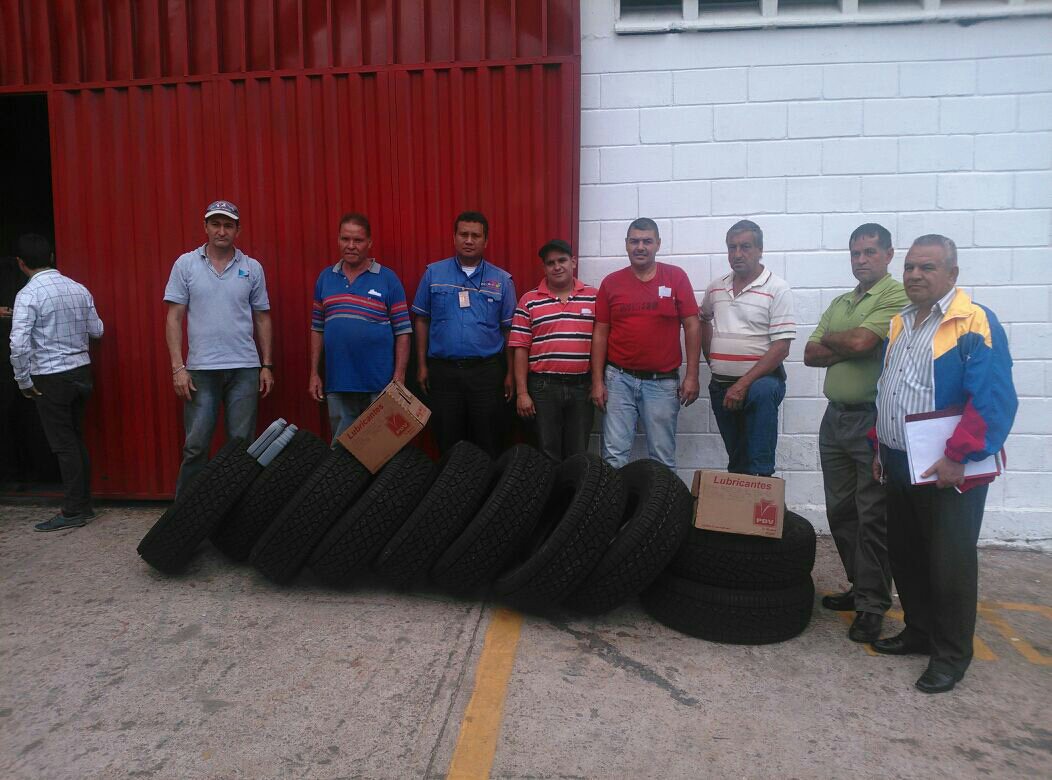 AlemanRichard_0's tweet photo. Gobernación del estado Táchira a través Cobiserta brinda atención al Transporte público https://t.co/PJQrrWzaHc https://t.co/0DLv8AJ1ip
