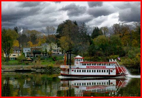 HVexplorer's tweet photo. Take a cruise this weekend on the Hudson  - courtesy of the River Rose! https://t.co/u3lkuLivm1 #hudsonvalleybound https://t.co/pxLvmK3uhS