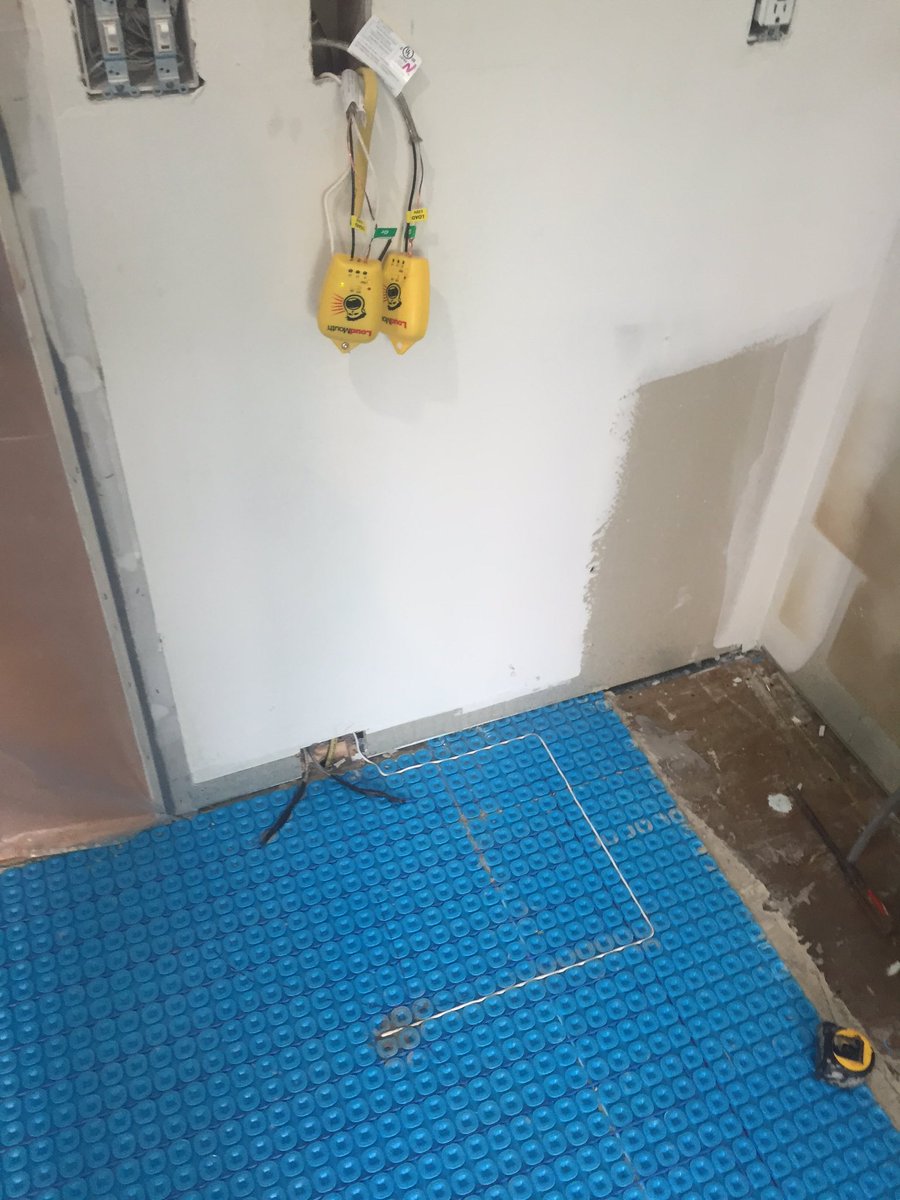 Bitenergy11's tweet photo. #floorheat #suntouch #warmwire #prodesso #weichertway https://t.co/A6UQoSRhSf