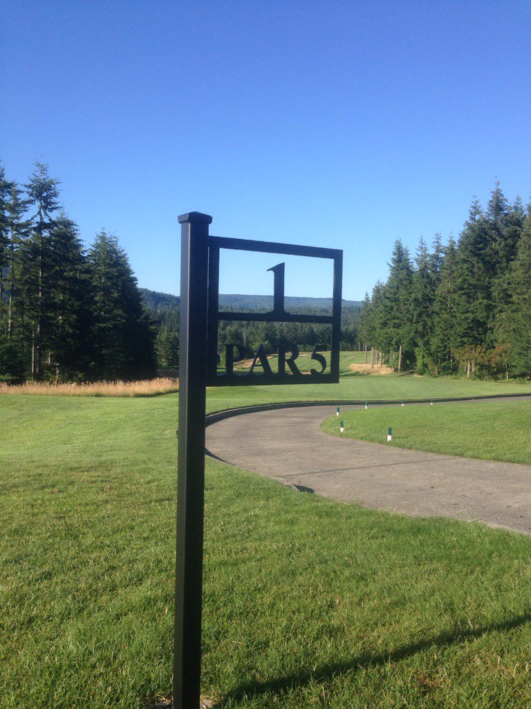 RyanWGor's tweet photo. Really digging the look of our new sign package. #RSCcreations #tpcsr https://t.co/adCaMYOcC2