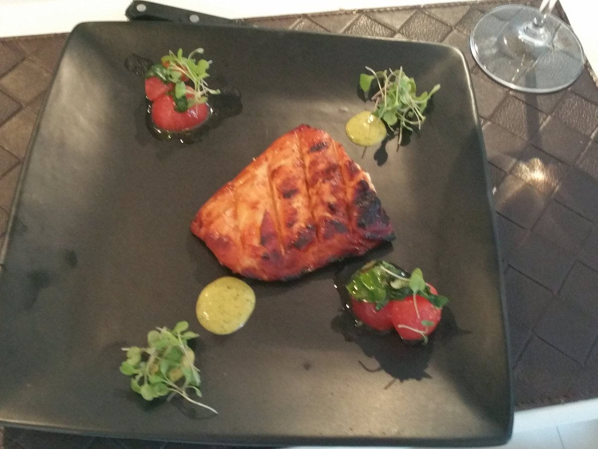 abel_erasmus's tweet photo. Cooked a great Seabass today https://t.co/RJjHzhzSw1