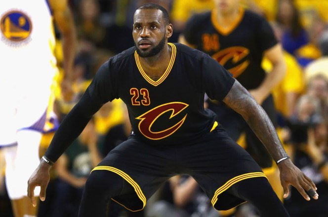 SavittPartners's tweet photo. .@UNKNWNmiami by @KingJames takes #showroom space at @Space530 https://t.co/Z47qeSSHK7 … @nypost #LeBron #CRE https://t.co/fXbGeraps4