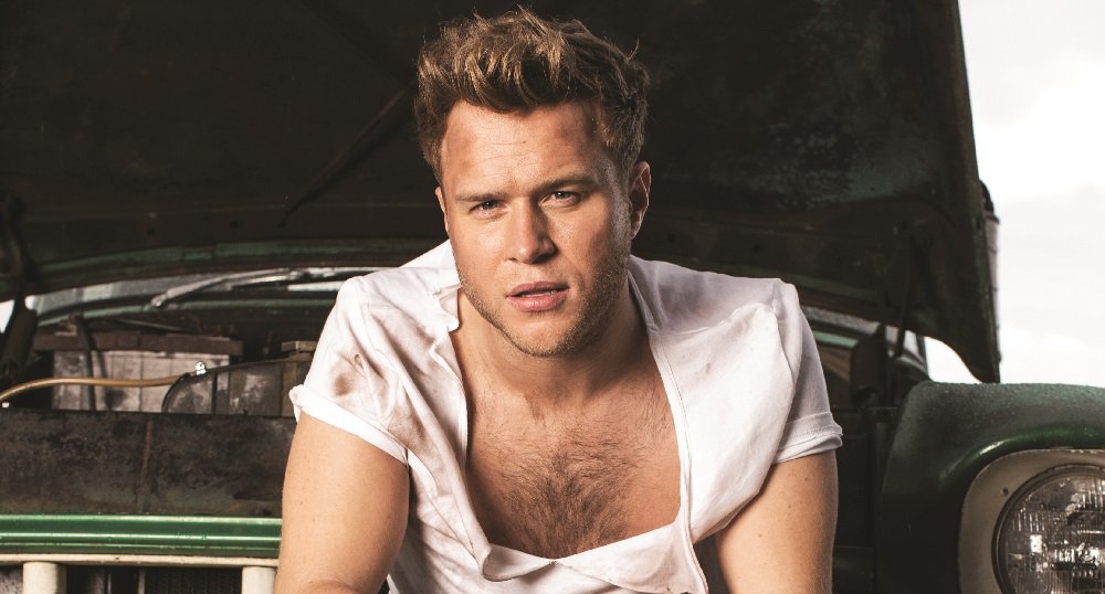 AttitudeMag's tweet photo. So @ollyofficial's new vid looks VERY promising indeed (and by promising we mean shirtless): https://t.co/6VnEQQbLwy https://t.co/4mhK3qQwGA