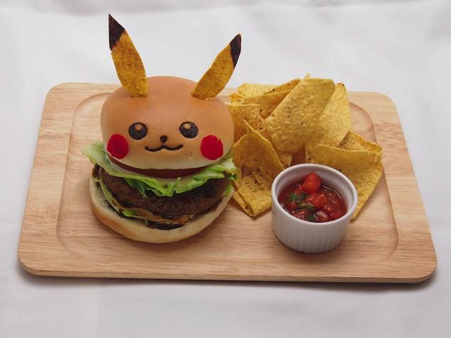 ADVENT_Burger's tweet photo. If you’re into PGo, or know someone who was, come on down! We’ve got something special in store for all you humans. https://t.co/3lxrAw7IJK