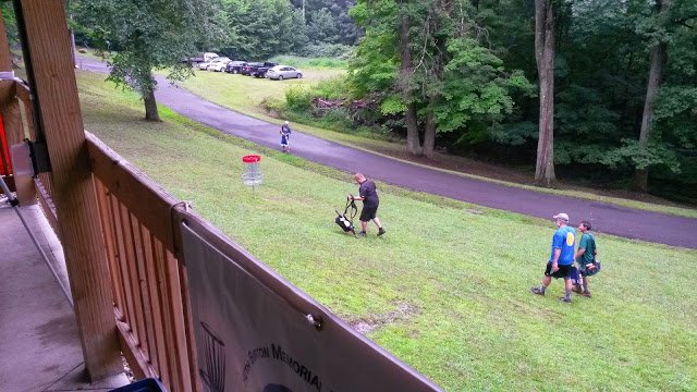 FairmontFlyers's tweet photo. Last night of Match Play warmup for the #WVCup tonight 530pm @SethBurtonMemDG #WVDiscGolf https://t.co/R8DVcbkf1L