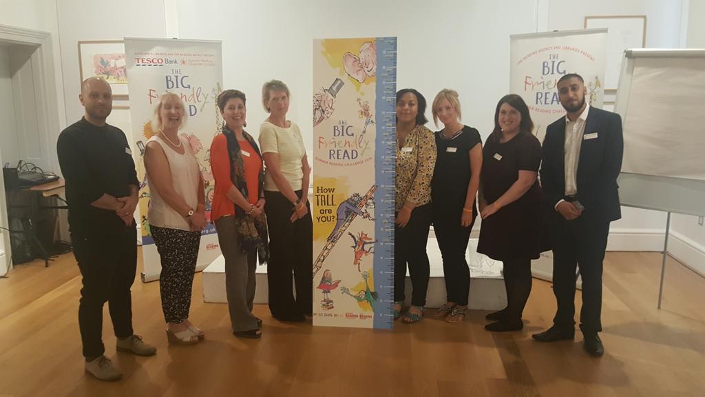 We're delighted to be celebrating the start of the #SummerReadingChallenge <a href="/illustrationHQ/">illustrationAI</a> this evening