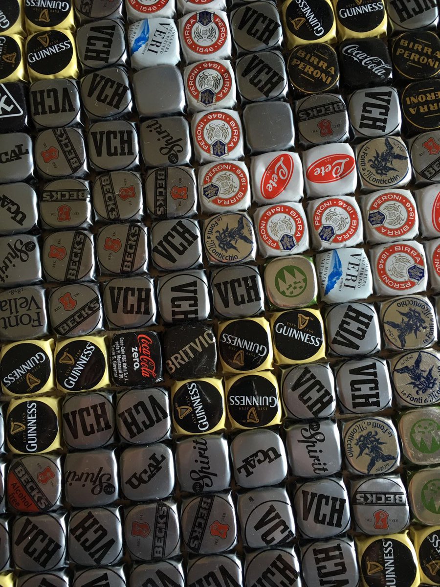 TAPPO_ST's tweet photo. My #caps my #art my #life.
Good night  #beers 
@vichycatalan @Guinness_Spain @Birra_Peroni @Acqua_Lete @Becks_IT https://t.co/VGRvbB8duA