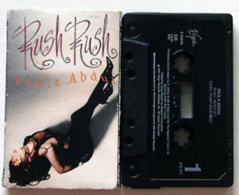 HayleyS190277's tweet photo. Rush Rush Hour
#MusicMeetsFilms @PaulaAbdul https://t.co/PXN0lW4mn1