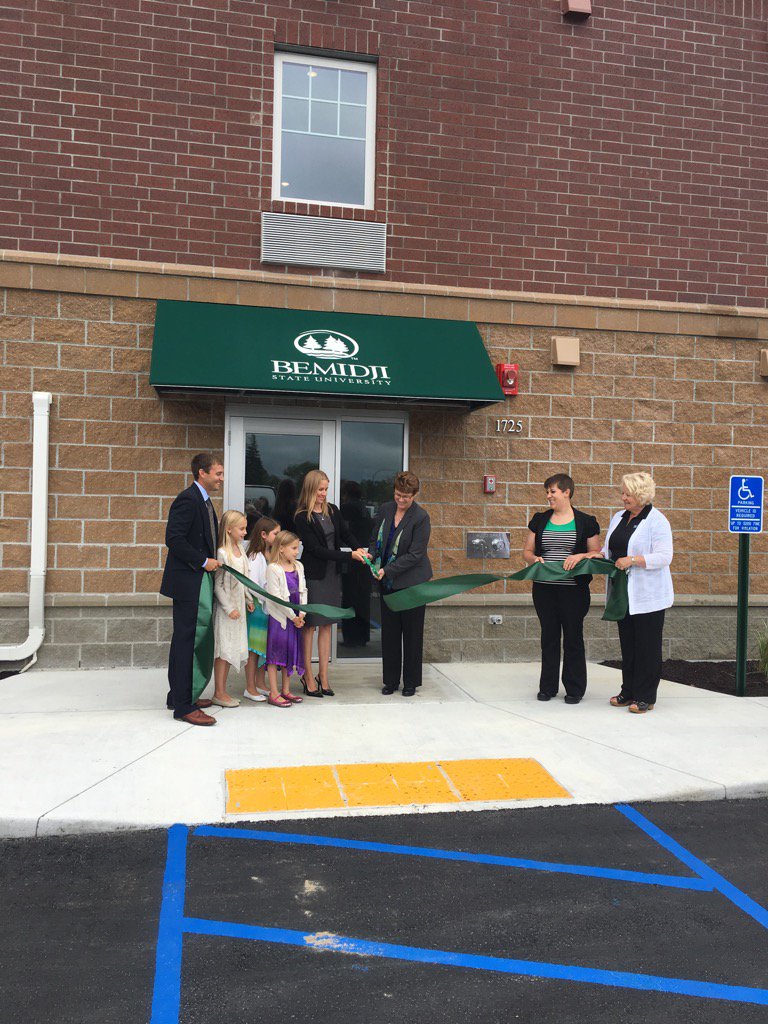 tracypogue's tweet photo. Congrats John &amp; Trudy Peterson!  University Heights projects Ribbon cutting ceremony w/ @BemidjiState #kabuilds https://t.co/3dPaKl8j4E