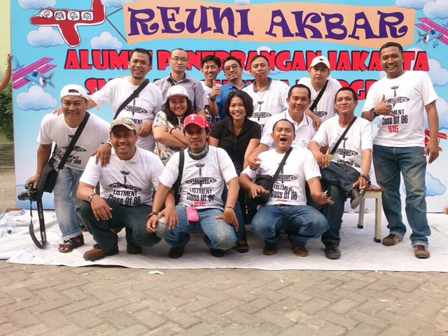 dan_widodo's tweet photo. Back to hanggar SMT penerbangan jkt#raap2015 https://t.co/2mEDc9maN2