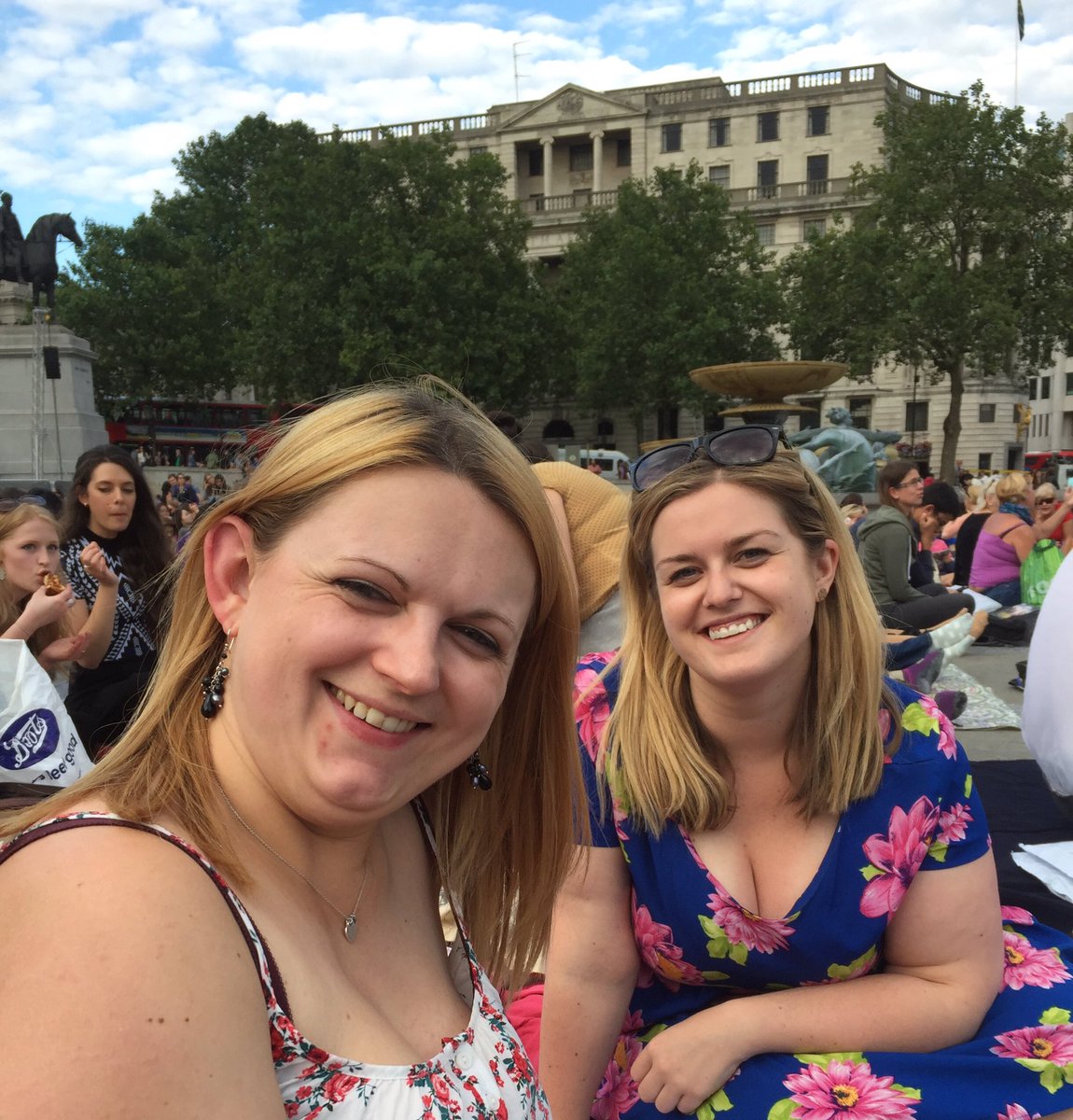 06Fluff's tweet image. #ROHTrovatore