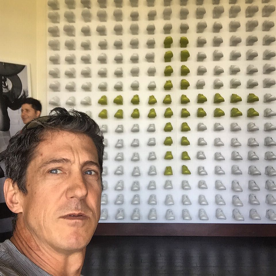 andypetranek's tweet photo. Nike does CrossFit.
I'm at the Nike+ House of Metcon for 90 min of fun!
#crossfit #nike #houseofmetcon #nikeplus β¦ https://t.co/WykM5CoFC8