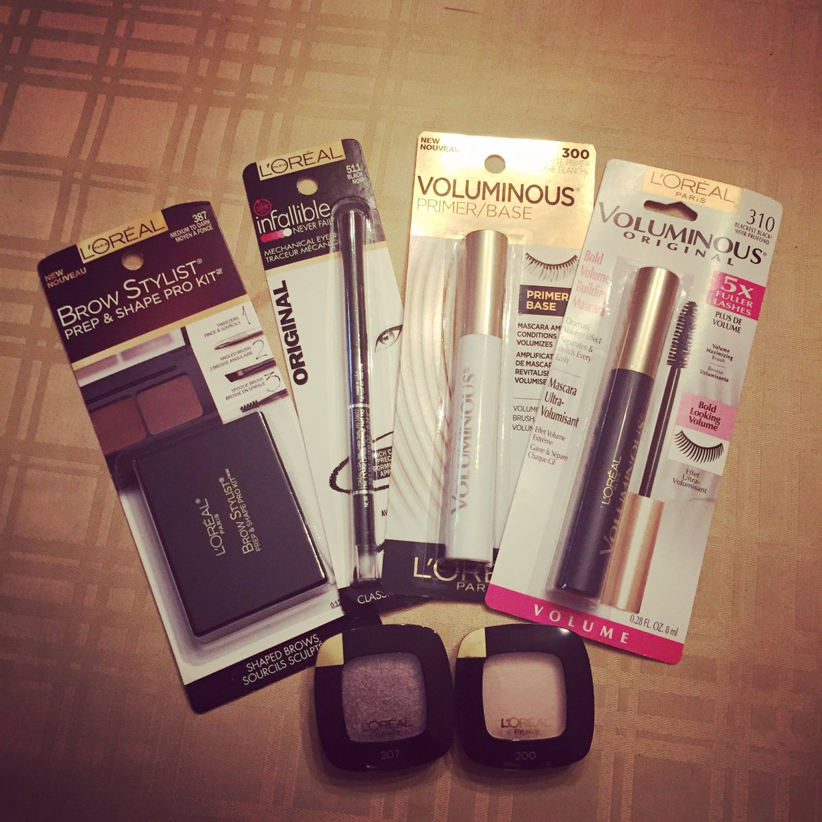 ThenKeyairaSaid's tweet photo. The primer is everything make thoes lashes pop! @influenster @lorealparis #lorealmakeup #contest https://t.co/3MYUV8JMqp