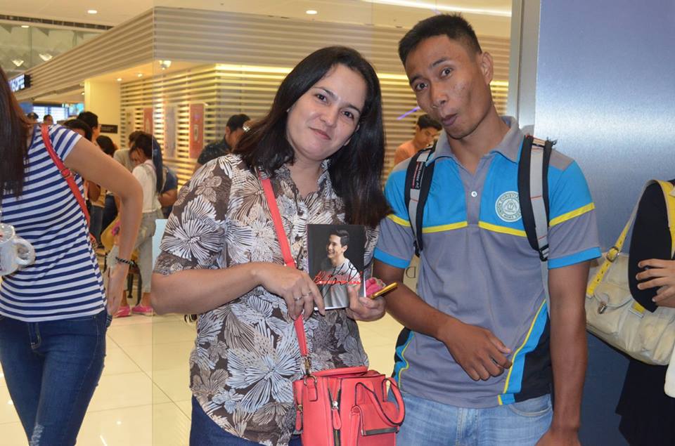 LABANPHILS's tweet photo. Winners of  @aldenrichards02 WIM album on our block screening last july 13 #ALDUBAnniversarEVE https://t.co/ZktIGvAWUN