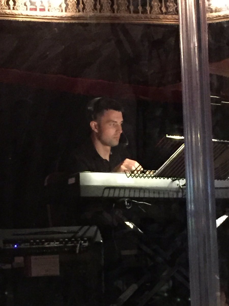 flaviolivigni's tweet photo. Our great MD and composer is ready to go! @mertonmusic #grace2016 @edbabarmusic @Phil_Merriman https://t.co/JYDBDsRwyx