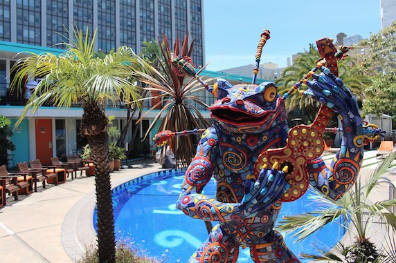 Phoenix_Hotel's tweet photo. Hey #nikichat! Summer is perfect for music and pool time, but you can enjoy both year 'round at the Phoenix :) https://t.co/aLwKLQm2lO