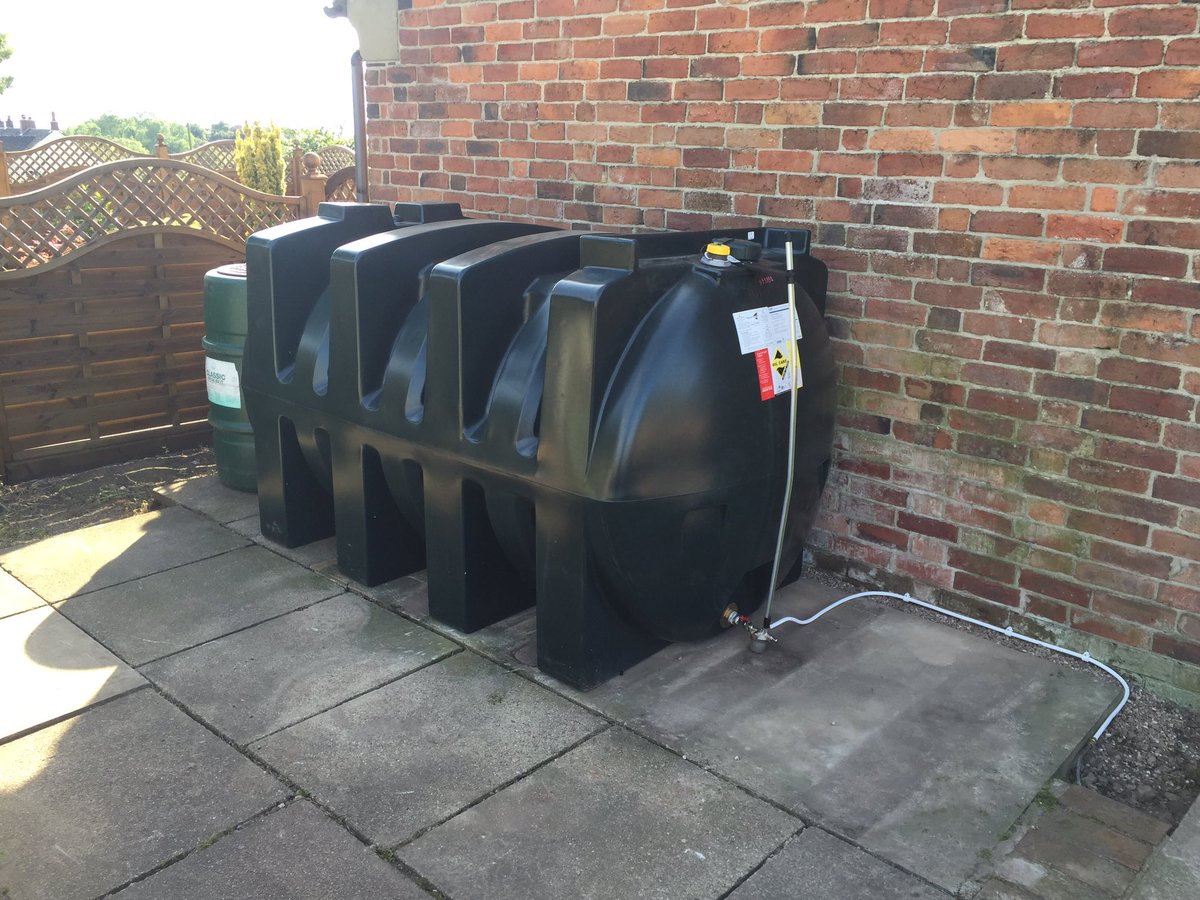 Premiumheating's tweet photo. Today's Install a Titan H2500TT single skin oil storage tank @KingspanEnviro @CityPlumbingUK @OFTEC https://t.co/O7agaQun4A