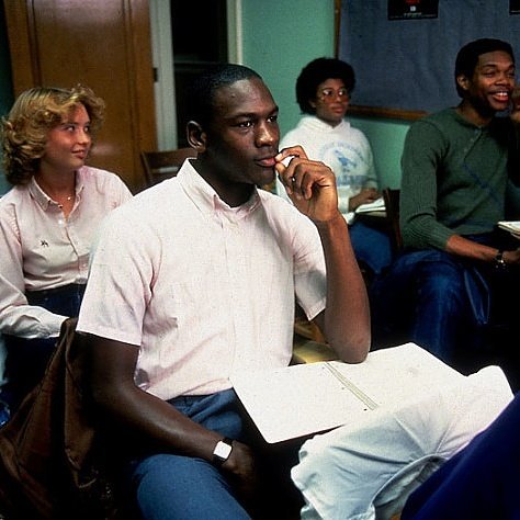 BeatThread's tweet image. You&apos;ve got a bright future. Take this advice we have for you now at  fanumusic.com/advice-for-pro…
#beatthread #tips