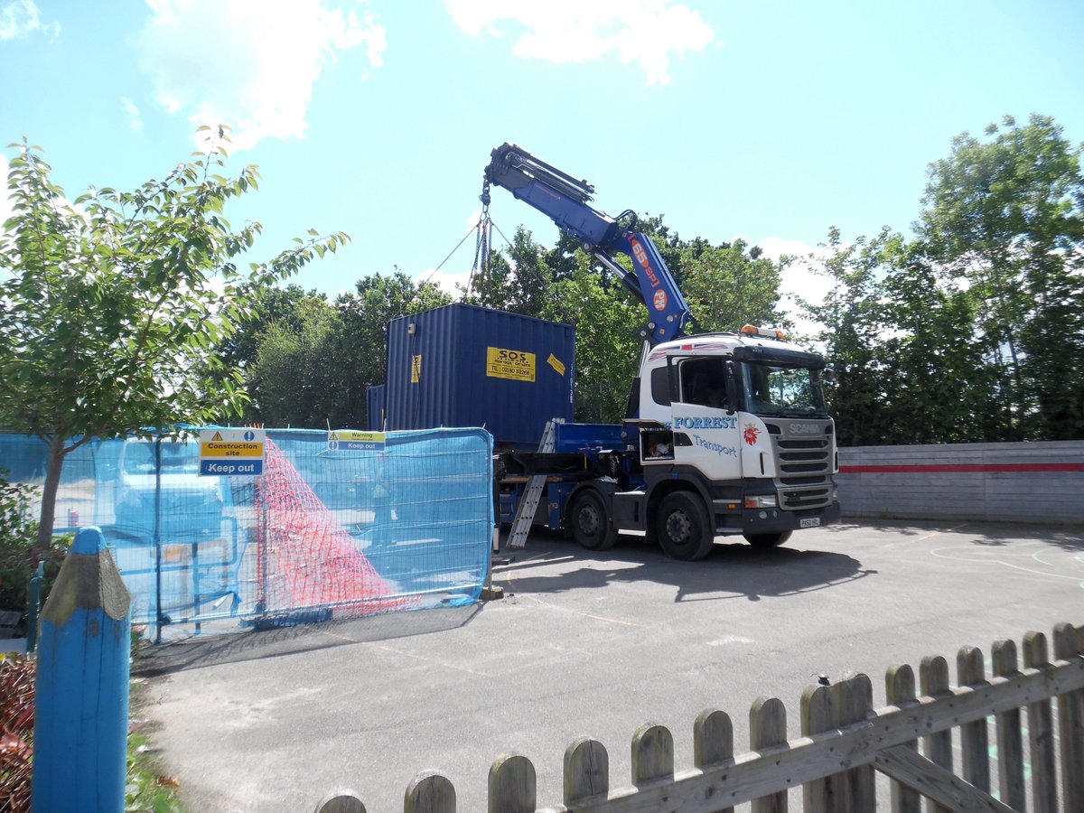 wsmschool's tweet photo. Our builders are starting to pack up their site buildings - leaving us soon. https://t.co/kQPUUK9mq0
