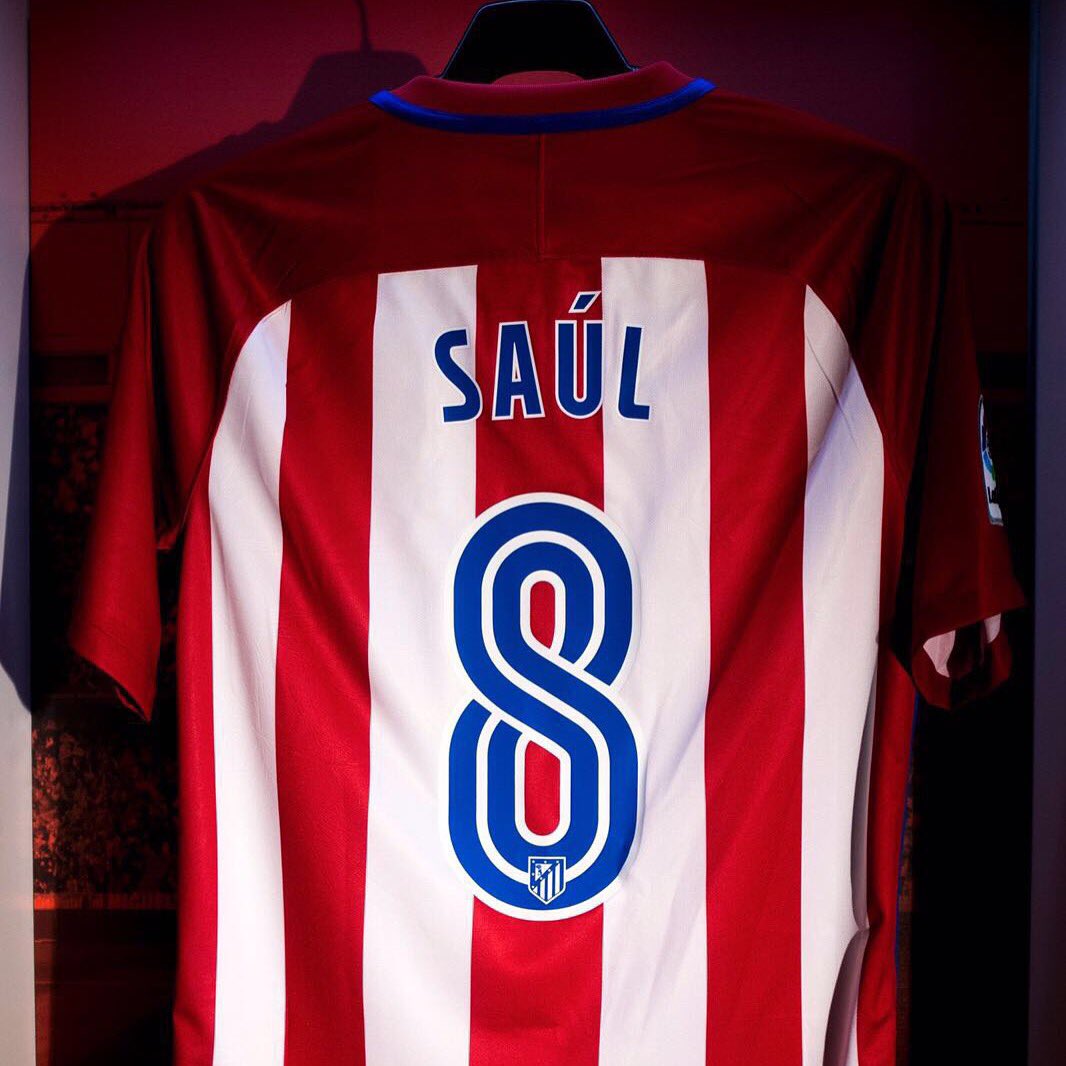 saulniguez's tweet photo. Os presento mi nuevo dorsal.🎱
Es un honor llevar un número que representa tanto para los atléticos! 
🔴⚪️🔴 https://t.co/5m04MkEvZz