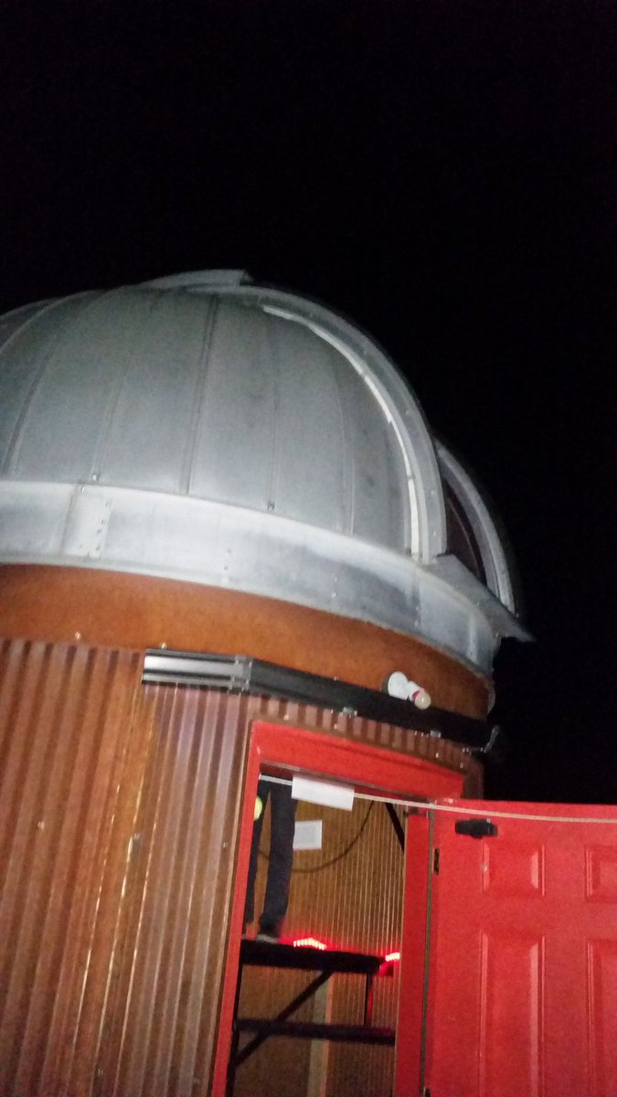 LoweryScience's tweet photo. Great evening of star gazing, Saturn's rings and moon craters! #KSSeducator @AlcoaFoundation https://t.co/ZFmnHduuMA