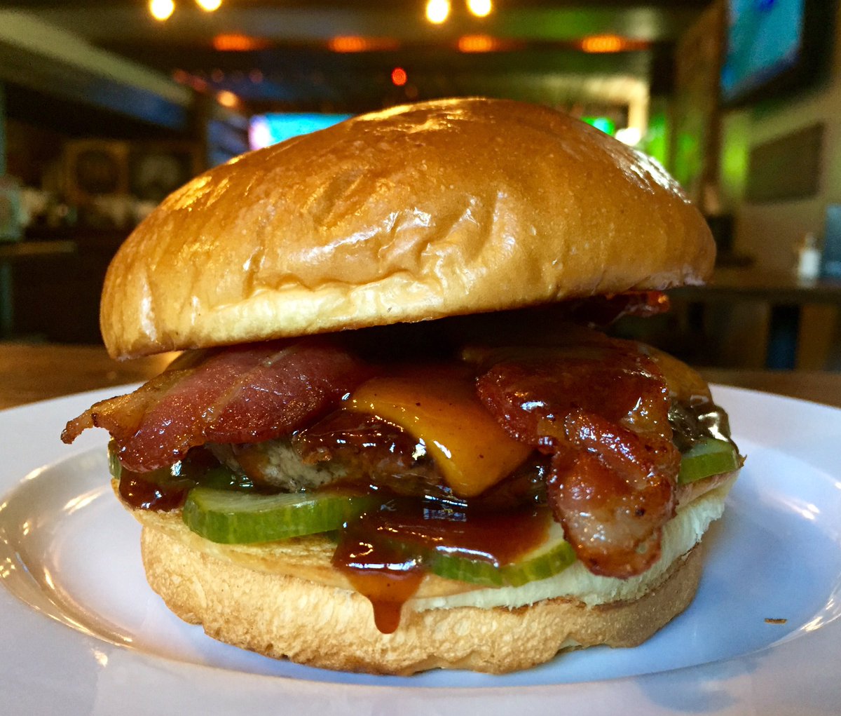 The <a href="/LeopoldBros/">Leopold Bros.</a> Apple Whiskey BBQ Burger now on special!!
#ICTDining #LeopoldBros #BBQ
