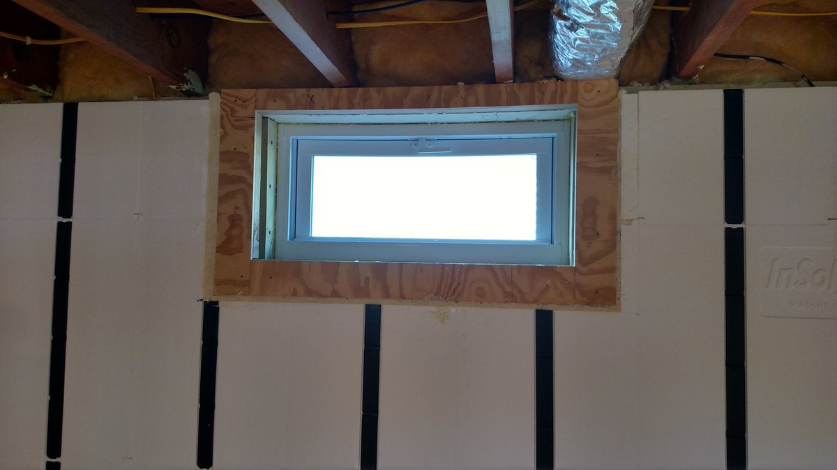 InS0Fast's tweet photo. #InSoFastHomes Beautiful window framing in a customers basement ๐ https://t.co/8Nb8VqJbG5