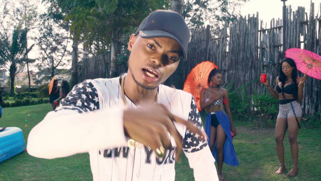 naijareview's tweet photo. VIDEO: OLADIPS – CHAMPAGNE https://t.co/aLTQbcfC92 https://t.co/3RgnuSClvh