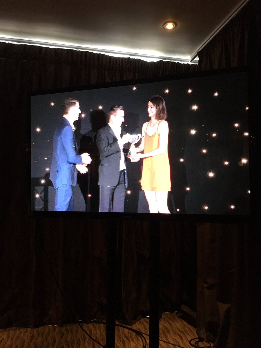 Yes yes yes #Bucsawards16 'take a stand winner <a href="/YorkSportUnion/">York Sport Union</a> Huge congratulation all involved &amp; <a href="/ClarkeGrace694/">Grace Clarke</a>