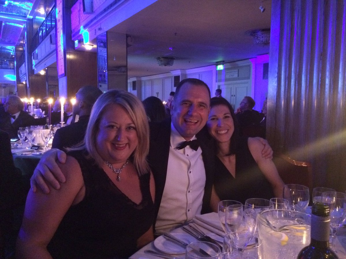 RebeccaMilner5's tweet photo. Wishing the best of luck to @TfL  and @AECOM in the @CNAwards16 #CNAwards16 #glenandhischicks https://t.co/vrJWj4m7ce