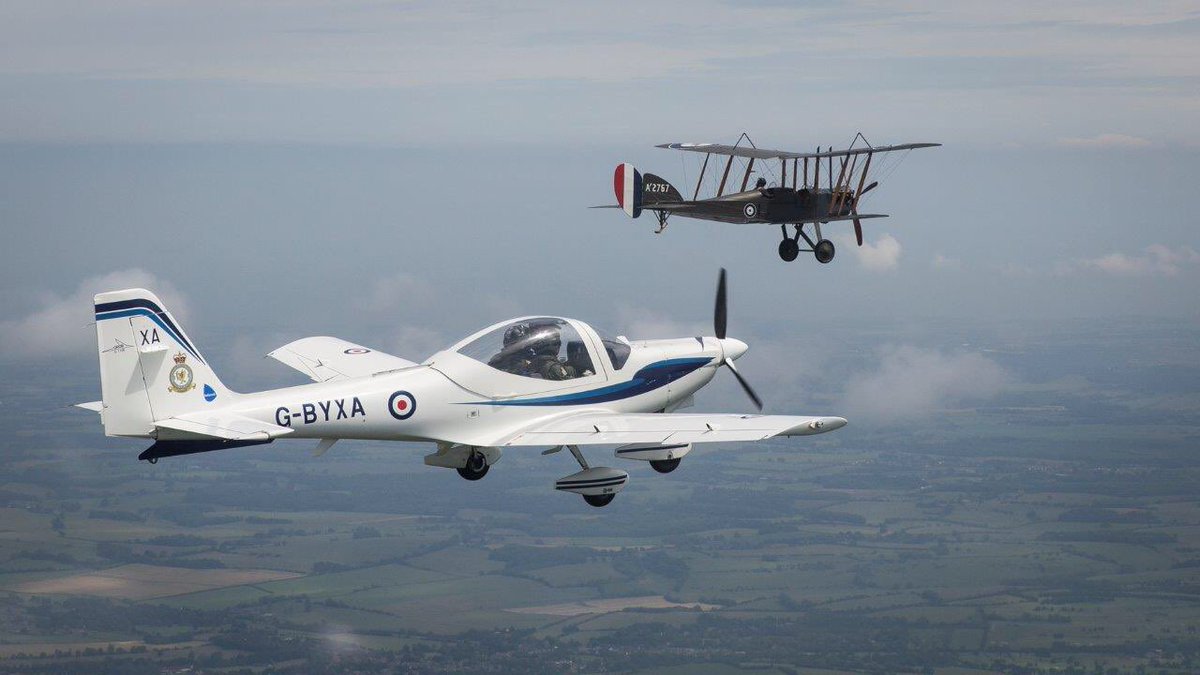 RAFBenson's tweet photo. Some stunning imagery of @OC6AEF 's team as they supported the #Somme100 commemorations recently https://t.co/8VebxycOev