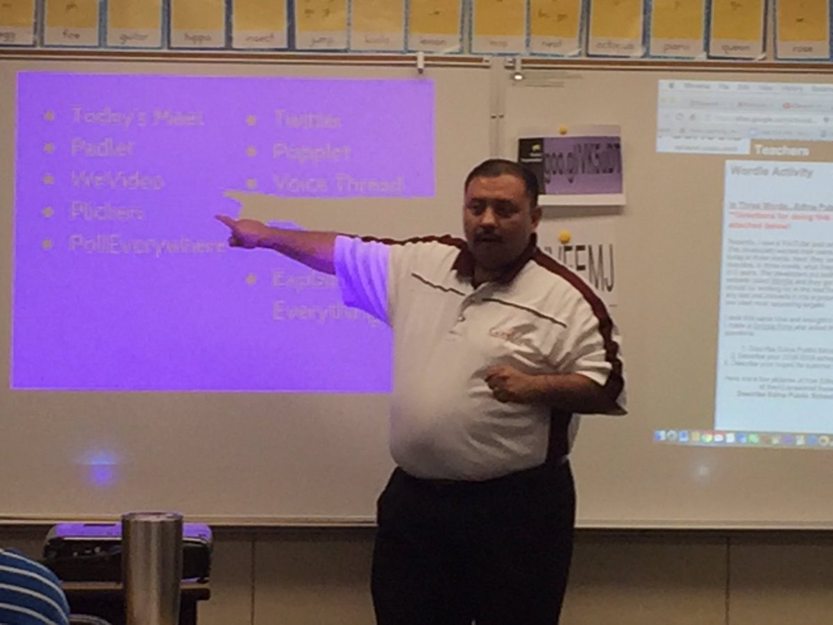 AlanPhillips11's tweet photo. @lpadillajr summarizing the session and other tools for assessment. #ivedtech2016 https://t.co/QC5EQo0ARf