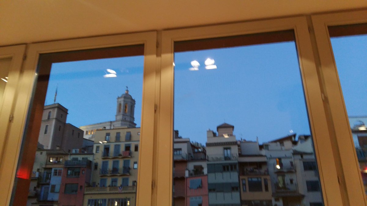 SilviaSimonR's tweet photo. Hi ha millor vista per sopar? #LaRiba #Girona #CeMC16 https://t.co/qHeSwlAG42
