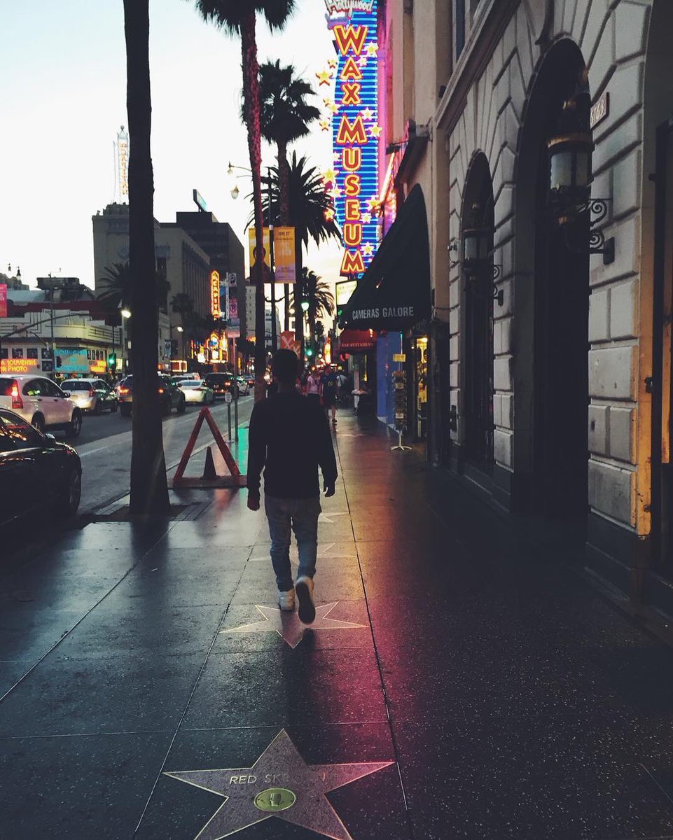 xazavr's tweet photo. Hollywood walk of fame 💥 https://t.co/RsXT06vsKp