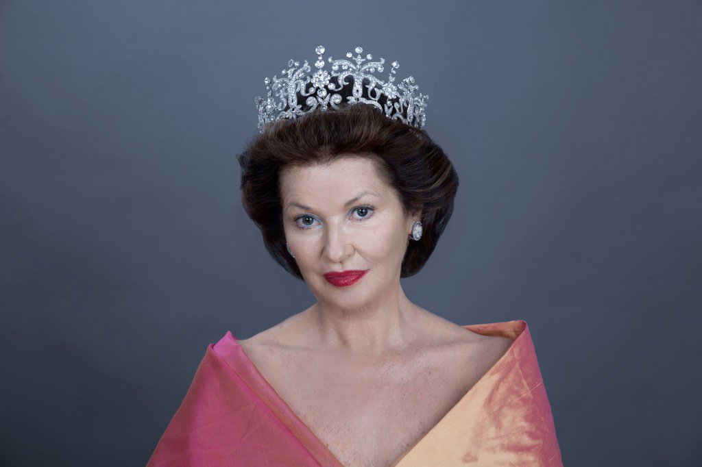 BazBam's tweet image. Scandal:#StephanieBeacham portrays PrincessMargaret in #APrincessUndone tour starts @camartstheatre 19-22 October