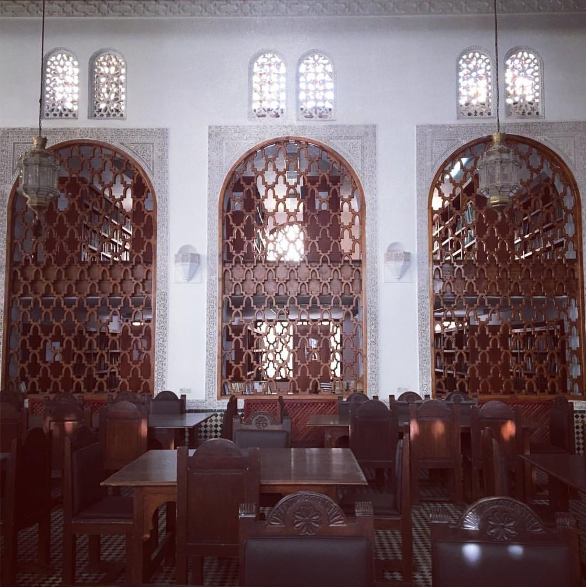 Dr Alexi Baker On Twitter Oldest Working Library Founded