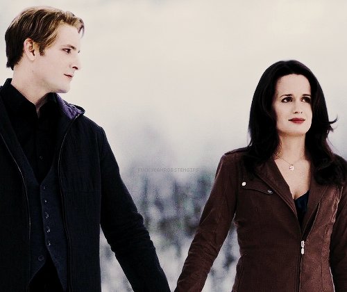 Esme Cullen (@kindestmama) on Twitter photo 