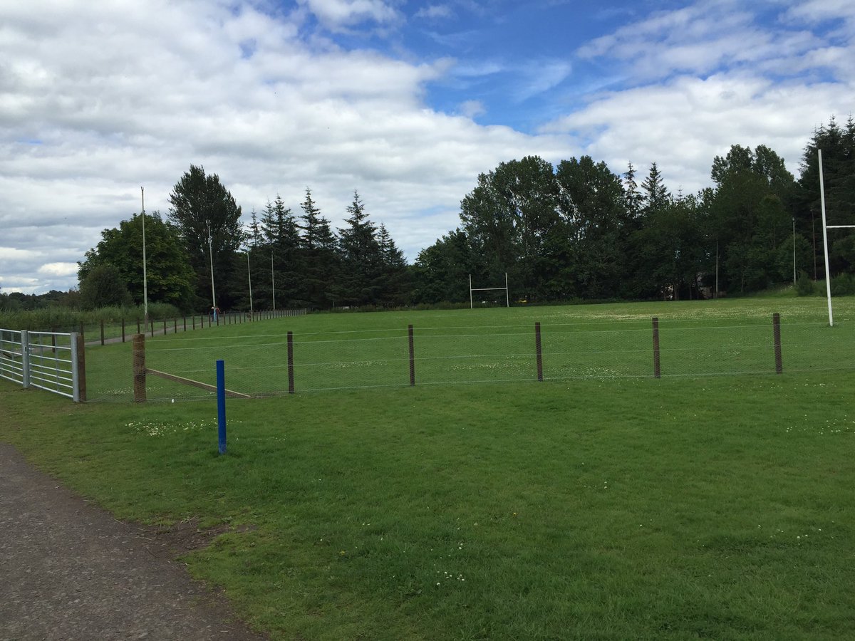 BobBaldie's tweet image. Busy week @Strathmore_RFC with a new fence round the 2nds pitch #extensionprogress #preseasontraining #socials