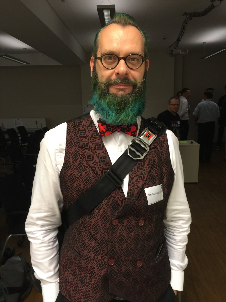 NetworkedAssets's tweet photo. And now the #networkingpart at #augbb https://t.co/JdWQlP3NV0