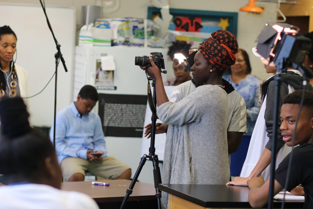 DOES_DC's tweet photo. Proud to support @GuerillaArts &amp; @highschool48 efforts to #KeepKidsLearning w/ art + filmmaking! #SummerLearning Day https://t.co/oHDvuI63u5
