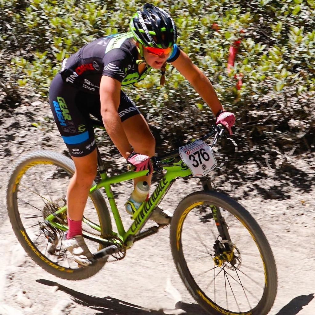 Slohran's tweet image. Nice work @sydneypalmerleger Women's 13-14 XC National Champion!!
#ridecannondale #sugoiap… ift.tt/29HQHku