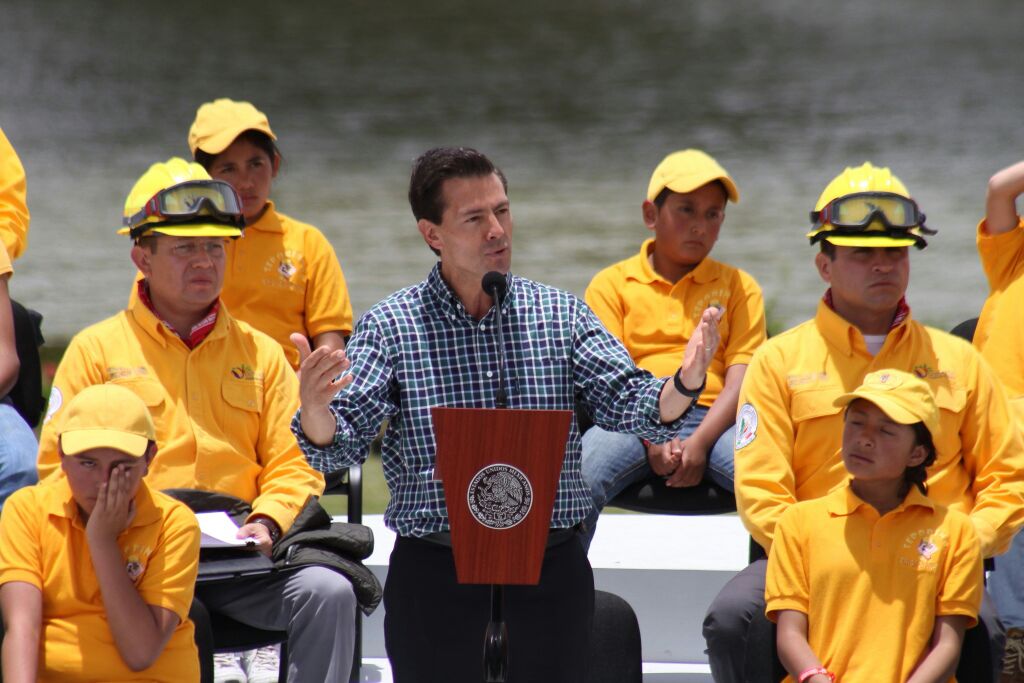 MarcoAMena's tweet photo. Muchas gracias por distinguirnos con su visita y respaldar a Tlaxcala, Presidente @EPN. Siempre, muy bienvenido. https://t.co/U0zOE7Yqj1